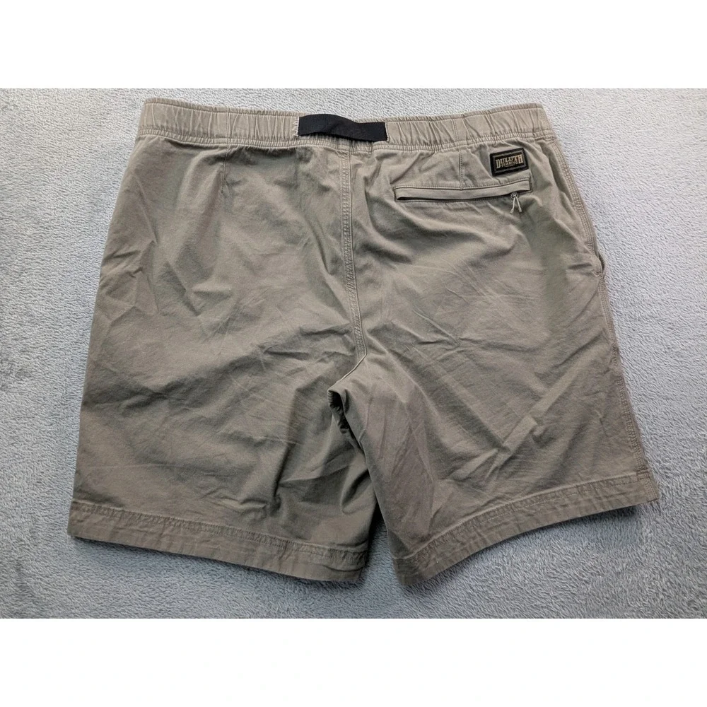Duluth Trading Co Mens Khaki Belted Cargo Shorts Size Large Standard Fit Tan